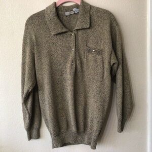 Vintage OuiSet sweater. Mens size S  excellent shape